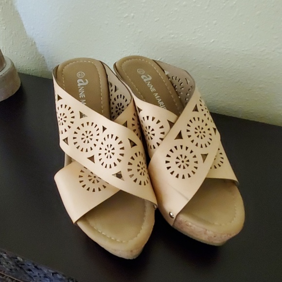 Slip on Wedges - Picture 3 of 3